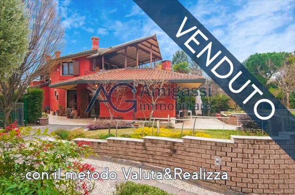 casa indipendente in vendita a Calusco d'Adda