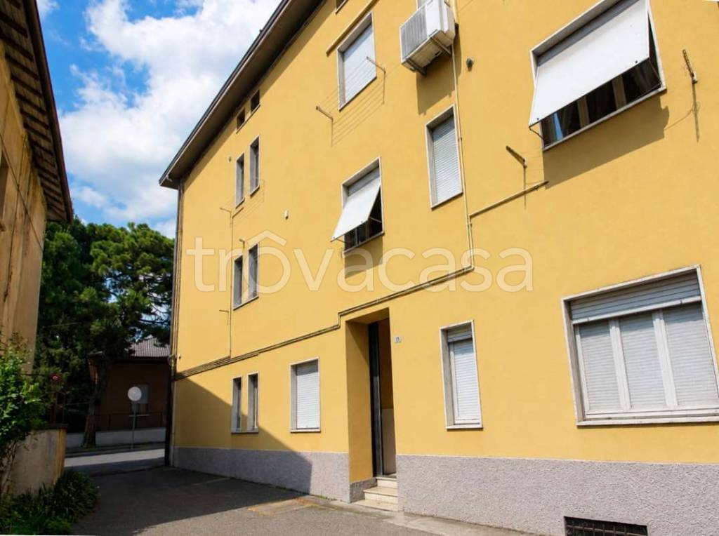 appartamento in vendita a Calusco d'Adda