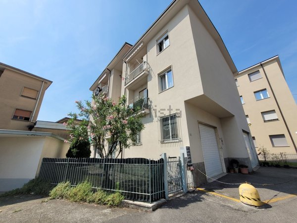 appartamento in vendita a Calusco d'Adda