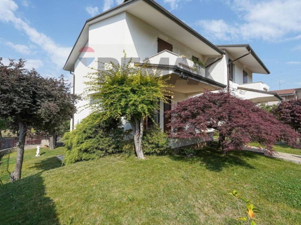 appartamento in vendita a Calusco d'Adda