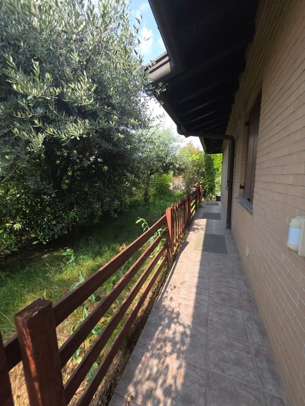 casa indipendente in vendita a Calusco d'Adda