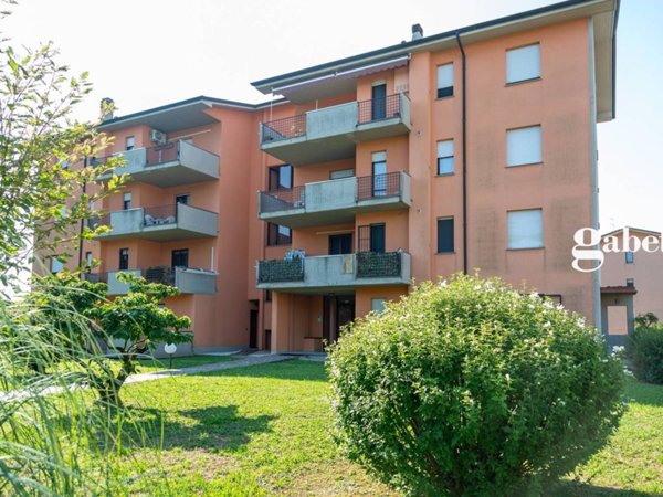 appartamento in vendita a Calusco d'Adda