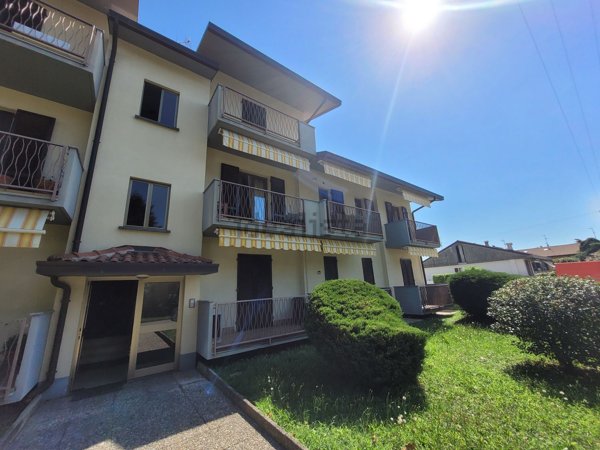 appartamento in vendita a Calusco d'Adda