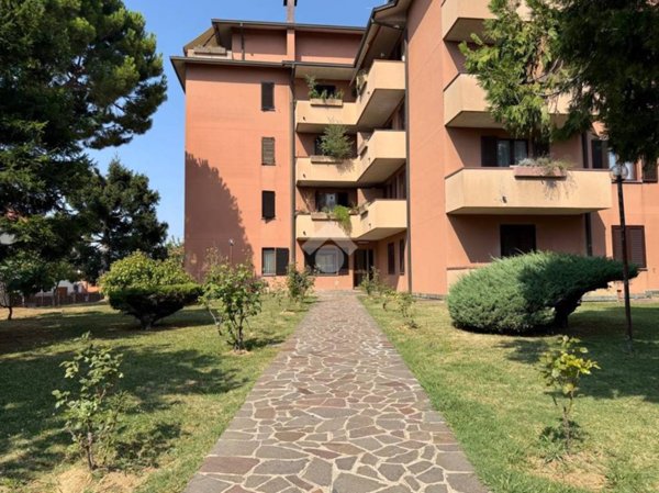 appartamento in vendita a Calusco d'Adda