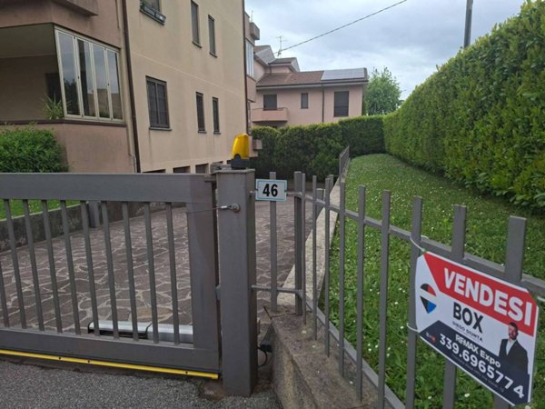 box auto in vendita a Calusco d'Adda