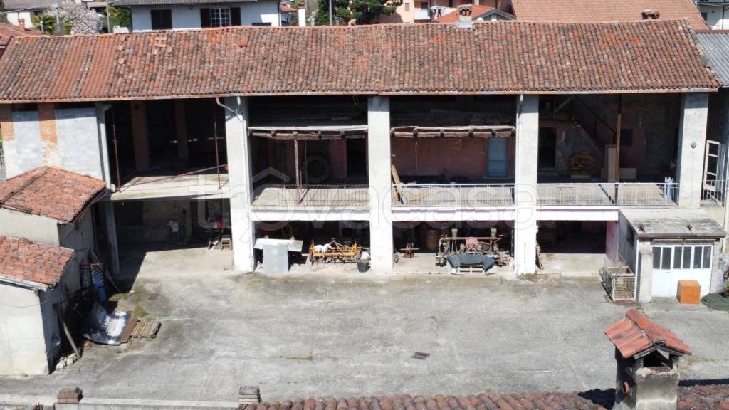 appartamento in vendita a Calusco d'Adda