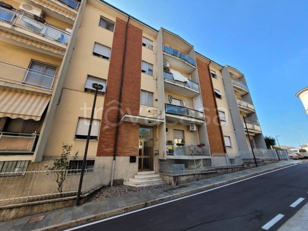 appartamento in vendita a Calusco d'Adda