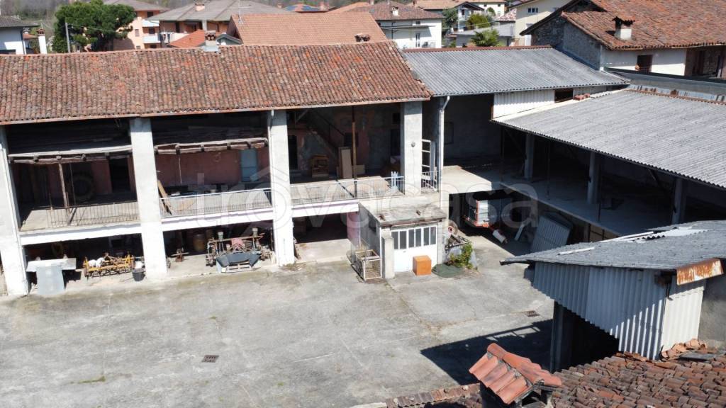 appartamento in vendita a Calusco d'Adda
