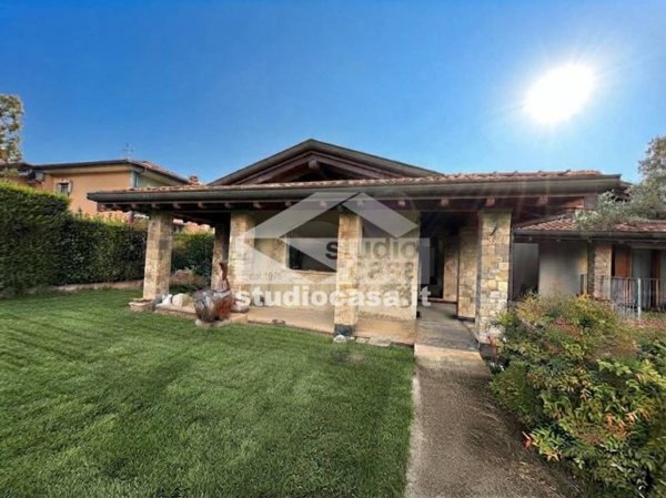 casa indipendente in vendita a Calusco d'Adda