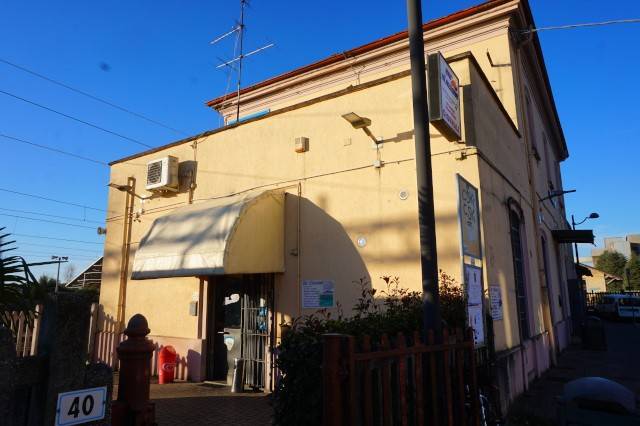 negozio in vendita a Calusco d'Adda