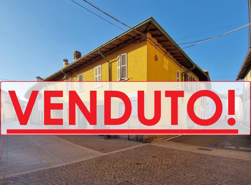 negozio in vendita a Calvenzano