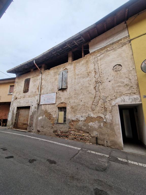 appartamento in vendita a Calvenzano