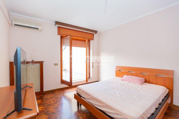 casa indipendente in vendita a Calvenzano