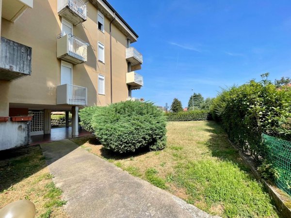 appartamento in vendita a Calvenzano
