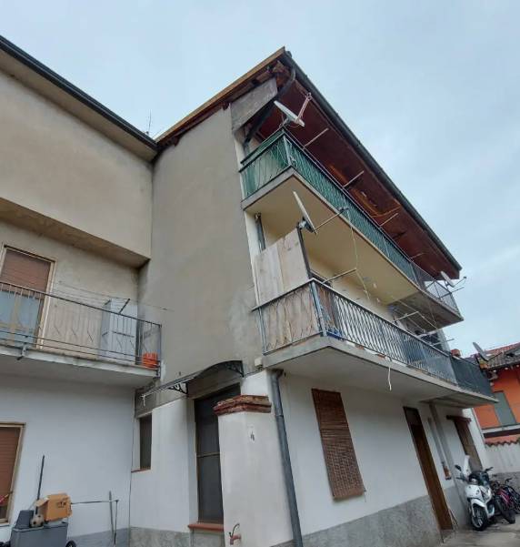 intera palazzina in vendita a Calvenzano