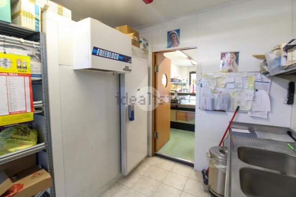 ufficio in vendita a Calvenzano