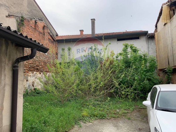casa indipendente in vendita a Calvenzano