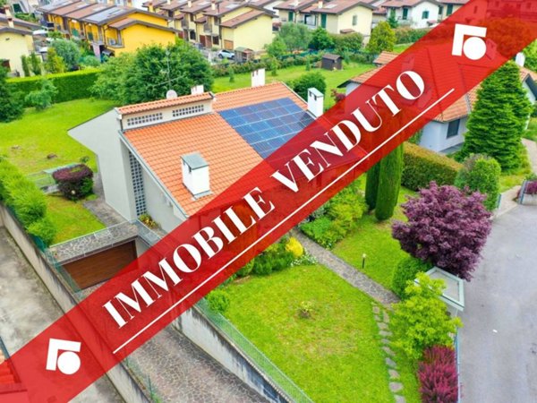 casa indipendente in vendita a Calvenzano