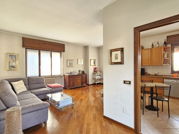 casa semindipendente in vendita a Calvenzano