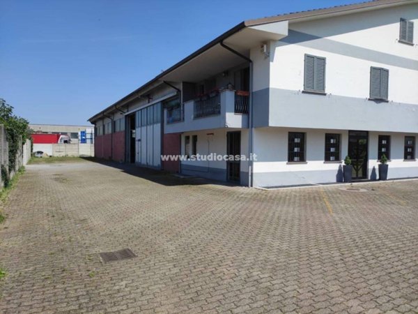 appartamento in vendita a Calvenzano
