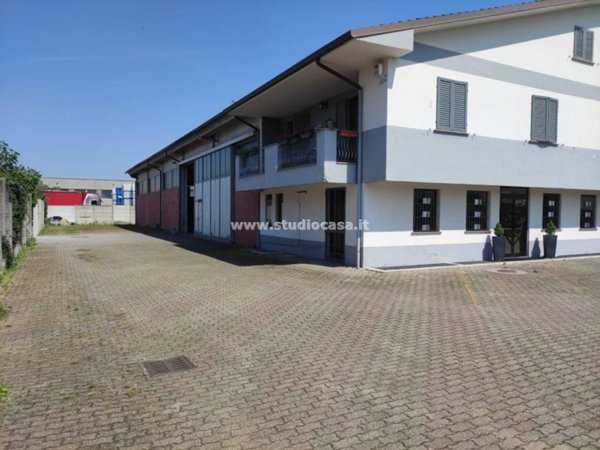 appartamento in vendita a Calvenzano