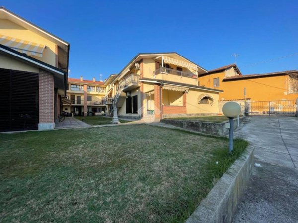 appartamento in vendita a Calvenzano