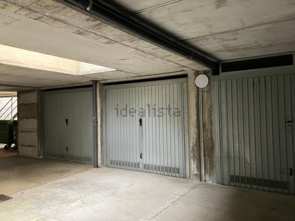 ufficio in vendita a Calvenzano