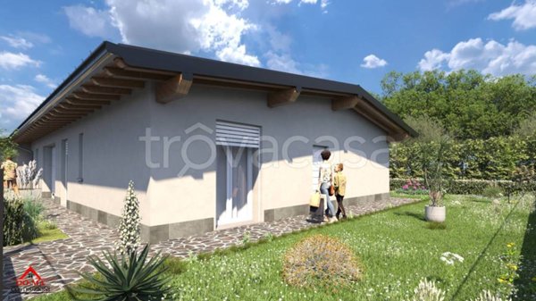 casa indipendente in vendita a Calvenzano