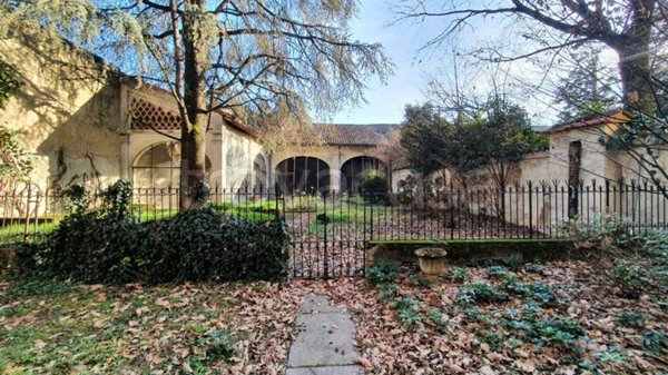 casa indipendente in vendita a Calvenzano