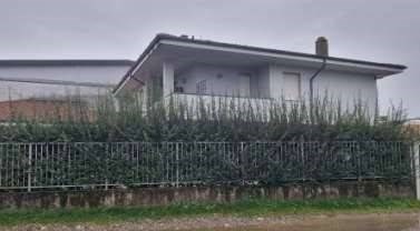 appartamento in vendita a Calvenzano