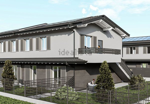 casa indipendente in vendita a Calvenzano