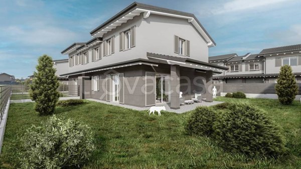 casa indipendente in vendita a Calvenzano