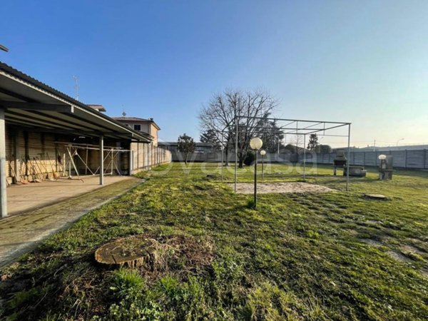 terreno agricolo in vendita a Calvenzano