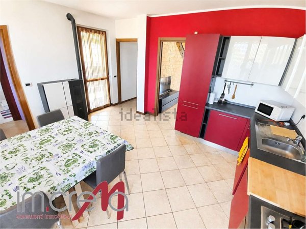 casa indipendente in vendita a Calvenzano