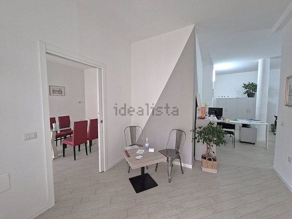 ufficio in vendita a Calvenzano