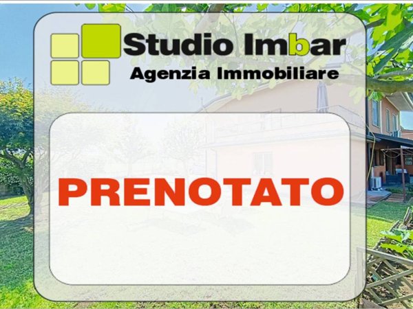 casa indipendente in vendita a Calvenzano
