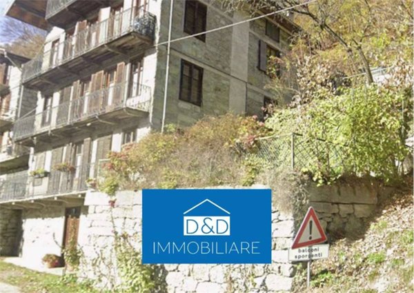 casa indipendente in vendita ad Ala di Stura in zona Cresto