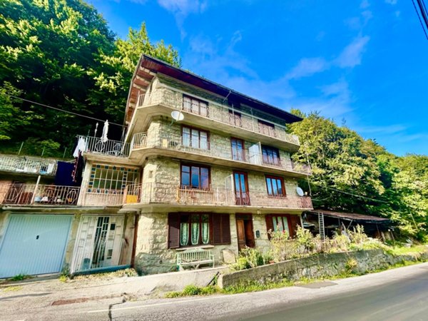 appartamento in vendita ad Ala di Stura in zona Cresto