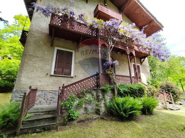 casa indipendente in vendita ad Ala di Stura