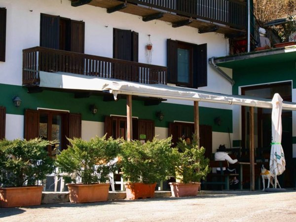 negozio in vendita ad Ala di Stura