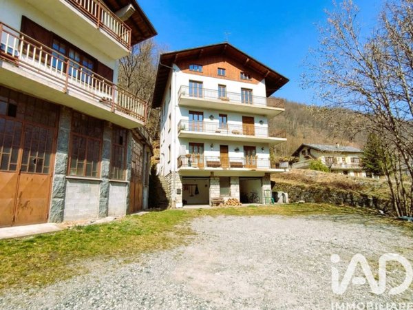 appartamento in vendita ad Ala di Stura in zona Cresto