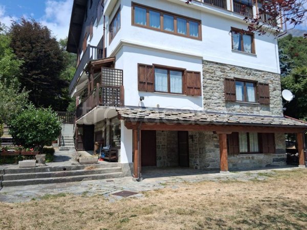 appartamento in vendita ad Ala di Stura in zona Pian del Tetto