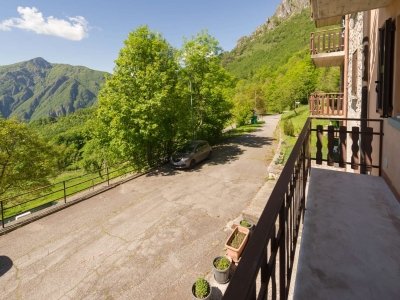 appartamento in vendita a Camerata Cornello