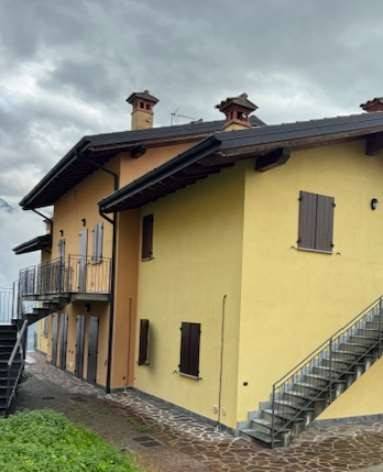 intera palazzina in vendita a Camerata Cornello