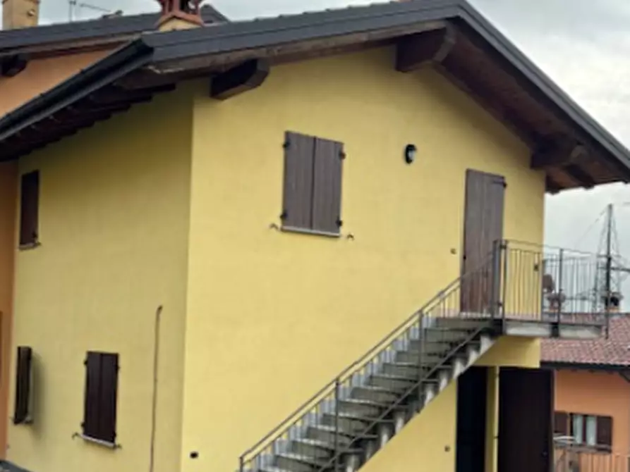 intera palazzina in vendita a Camerata Cornello