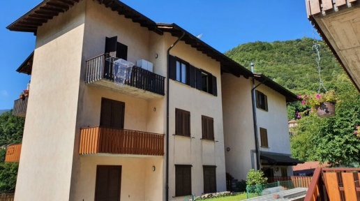 appartamento in vendita a Camerata Cornello
