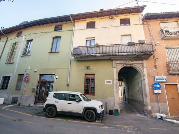 negozio in vendita a Canonica d'Adda