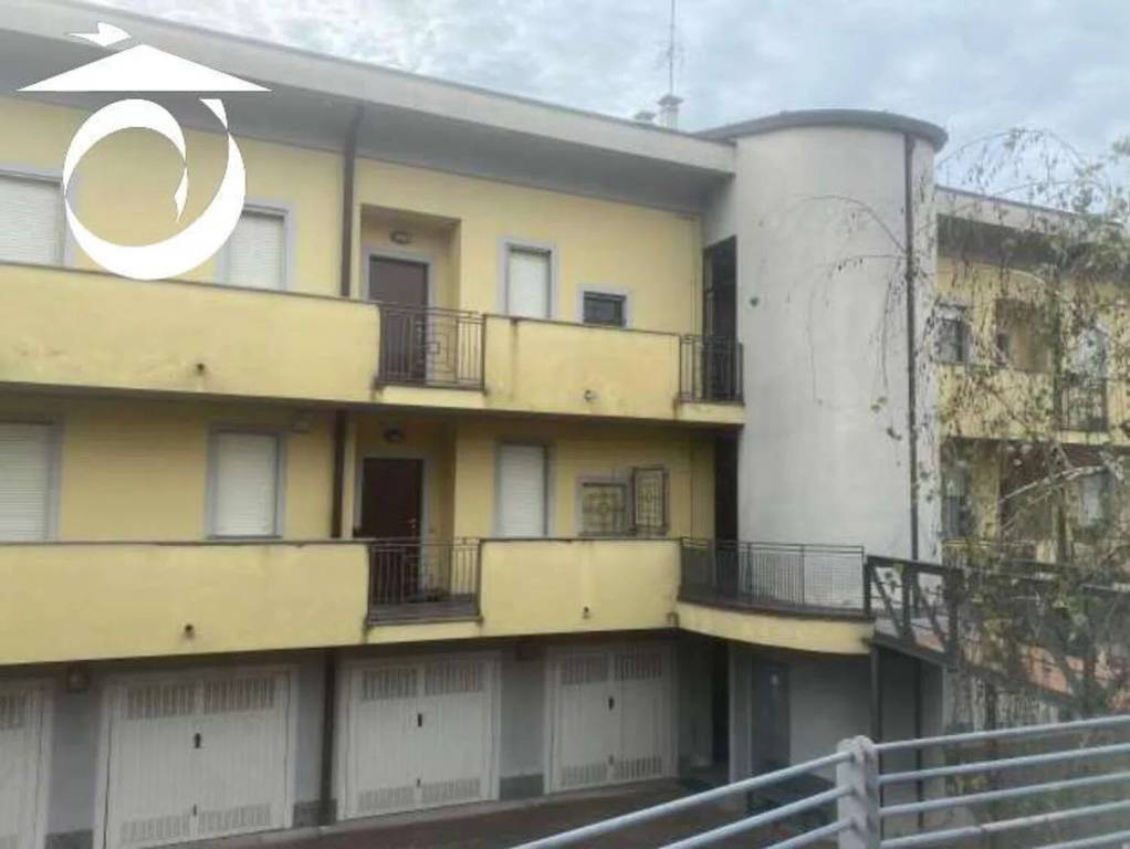 appartamento in vendita a Canonica d'Adda