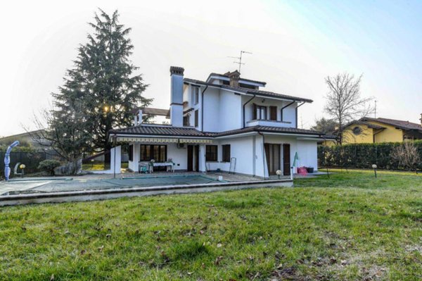 casa indipendente in vendita a Canonica d'Adda