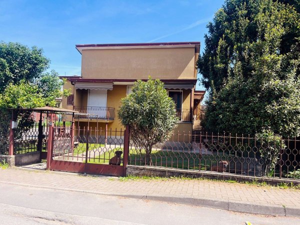 appartamento in vendita a Canonica d'Adda